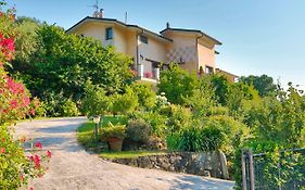 Casa Anna a Pietrasanta in Toscana